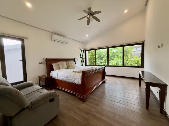 Casa en Hacienda Espinal para alquiler con o sin muebles