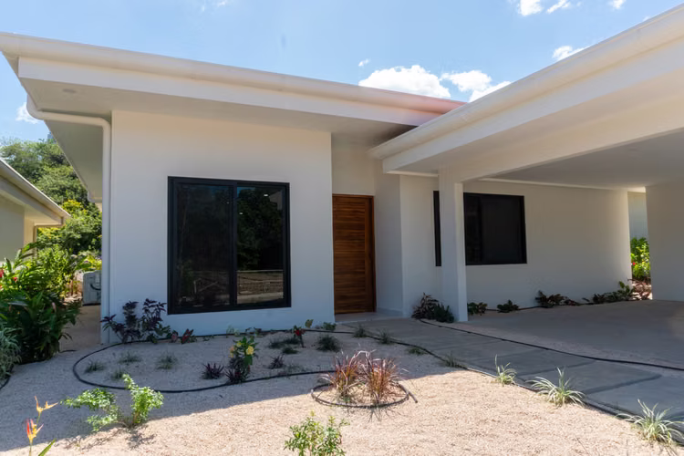 Estrene Villa de 2 Habitaciones en La Caleta, Coco Bay Estates – Playas del Coco