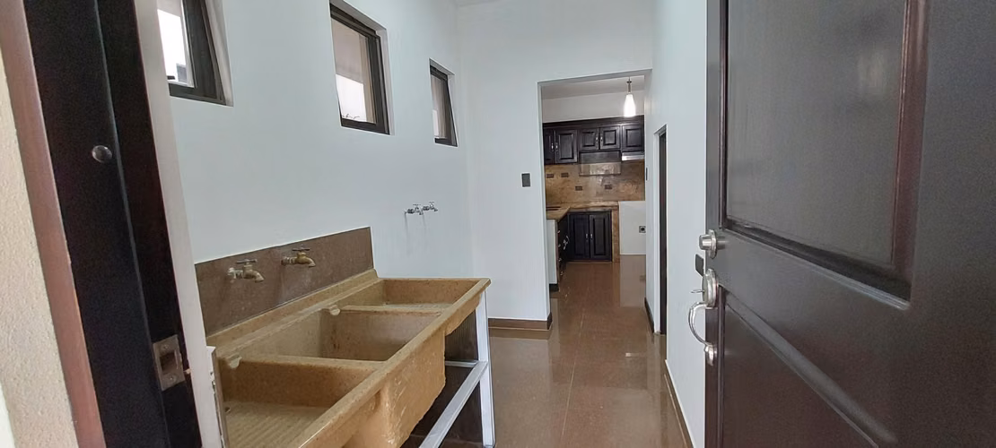 Venta de Casa en Condominio Francosta Ulloa Heredia