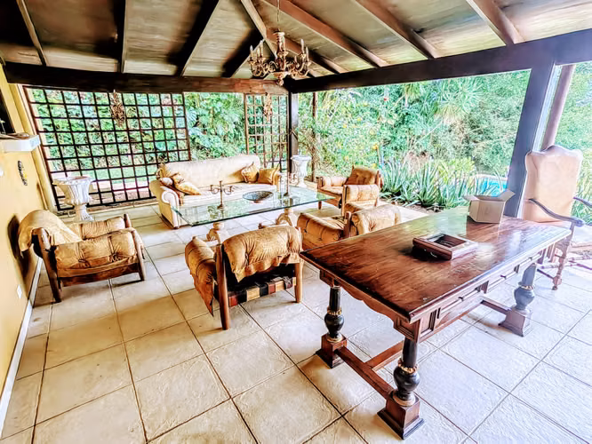 For Sale: Luxury House with Pool – Exclusive Gated Community in Piedades, Santa Ana 