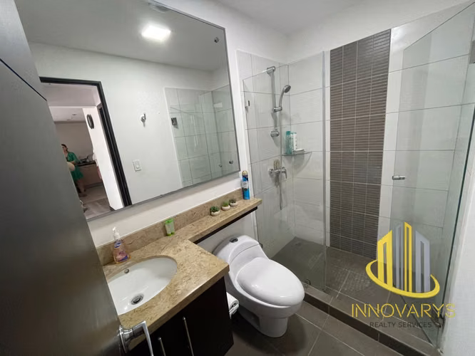 Venta de Apto de 2 cuartos con terraza en Condado del Parque #8189211