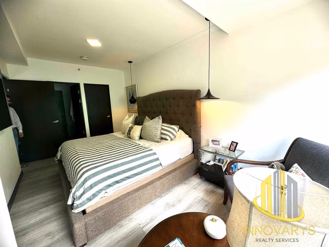 Venta de Apto de 2 cuartos con terraza en Condado del Parque #8189211