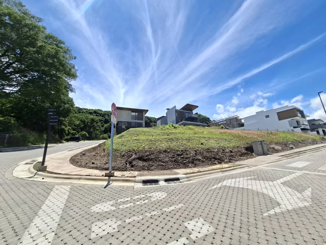 LOTE EN VENTA CONDOMINIO EXCLUSIVO. SANTA ANA. 628 m2. - Imagen 11