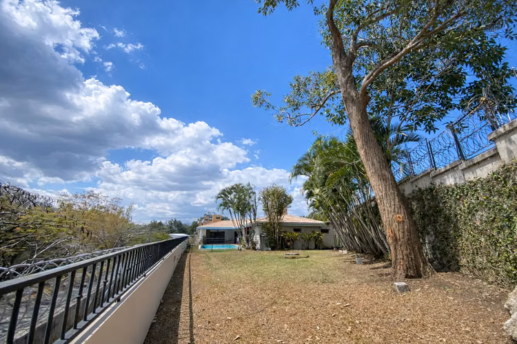 VENTA DE CASA CON APARTAMENTO INDEPENDIENTE EN ESCAZÚ, SAN RAFAEL* - Imagen 18
