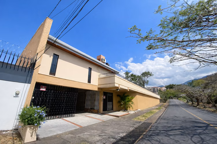 VENTA DE CASA CON APARTAMENTO INDEPENDIENTE EN ESCAZÚ, SAN RAFAEL* - Imagen 16