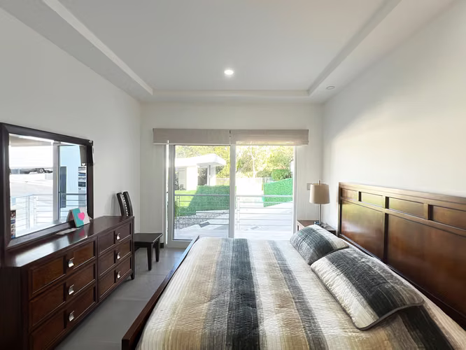 Casa en venta en Santa Ana. 3 habitaciones + TV. Condominio con amenidades. - Imagen 10