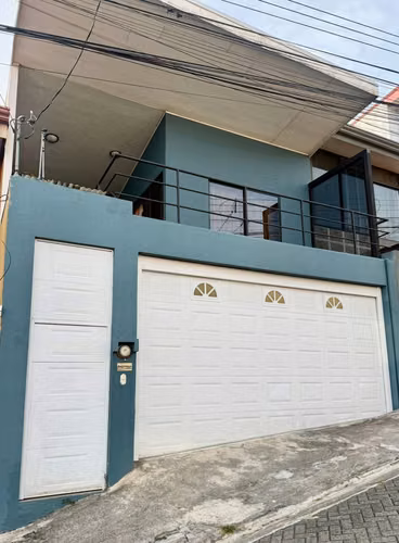 SE VENDE CASA en residencial en Ulloa, Heredia - Imagen 2
