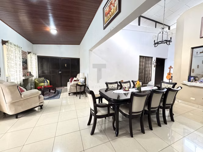 SE VENDE CASA SANTO DOMINGO HEREDIA SCG17