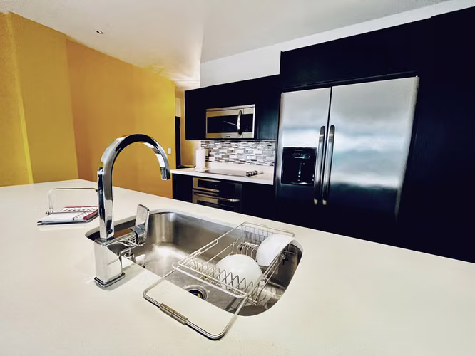 SANTA ANA CENTRO! BELLO APARTAMENTO 2 HAB/ 2 BAÑOS/ 2 PARQUEOS - Imagen 9
