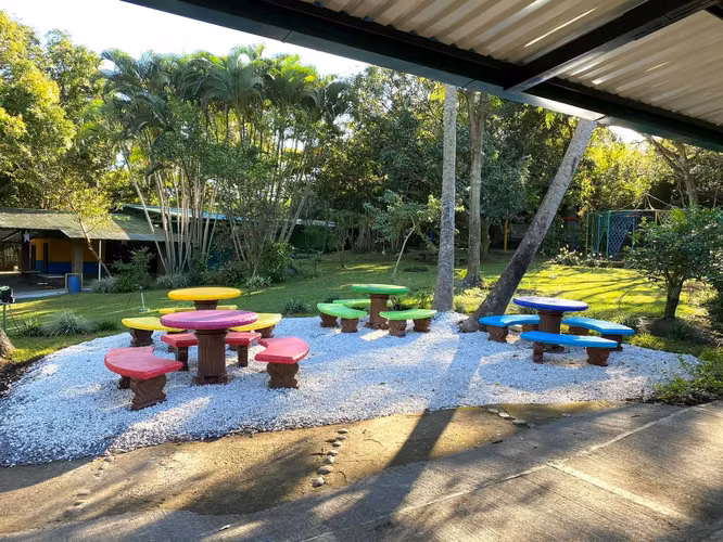 *Venta de Propiedad con Uso Mixto en Río Oro de Santa Ana