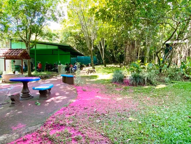 *Venta de Propiedad con Uso Mixto en Río Oro de Santa Ana