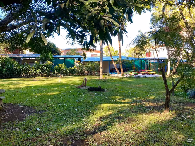 *Venta de Propiedad con Uso Mixto en Río Oro de Santa Ana
