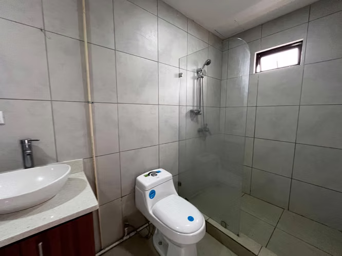 Alquiler Apartamento en La Uruca | 2 Hab | 2 Parqueos | Amplio - Imagen 7