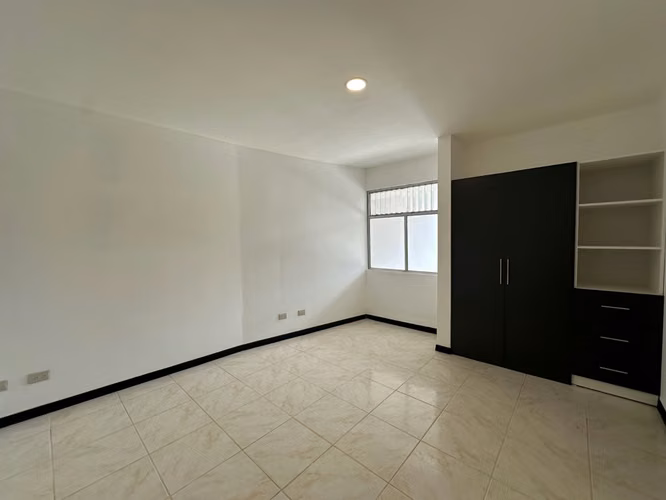 Venta de Casa Independiente en Escazú, Bello Horizonte. - Imagen 18