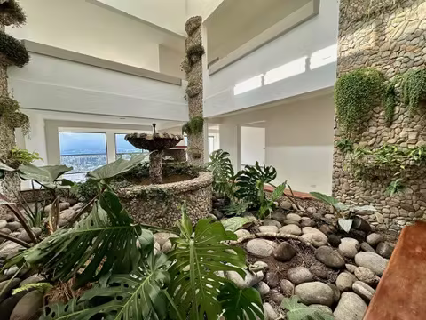 Venta de Casa Independiente en Escazú, Bello Horizonte. - Imagen 10
