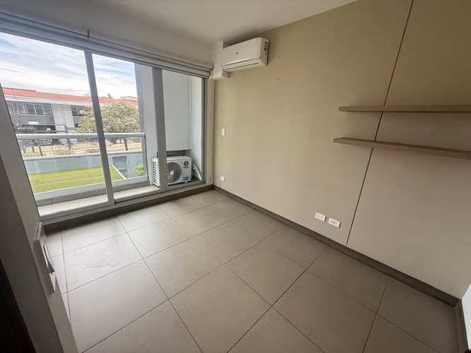 Apartamento semi amoblado en alquiler en Rohrmoser con vistas urbanas (ref : 37) - Imagen 9