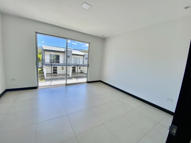 Venta de Casa en Condominio Veredas San Antonio - Imagen 10