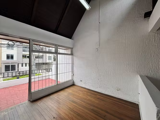 Alquiler casa Sabana Norte uso de suelo mixto 180m2 - Imagen 16