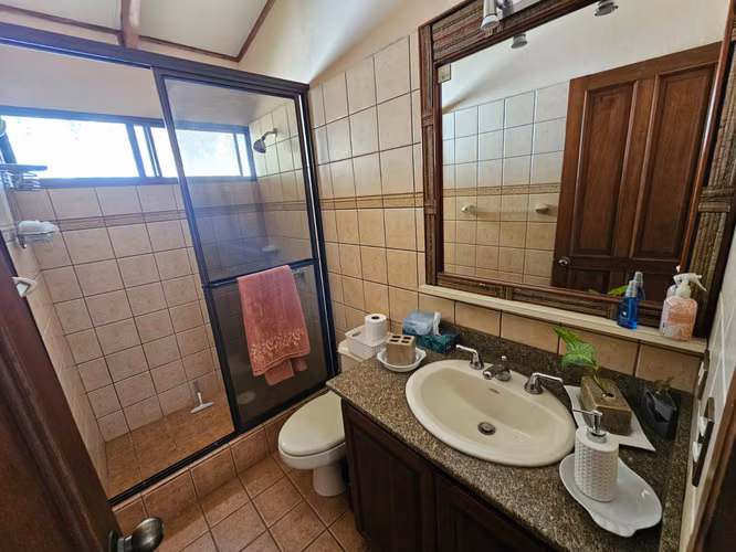 ESCAZU TREJOS MONTEALEGRE PRECIOSO CONDOMINIO CON EXC CUOTA - Imagen 12