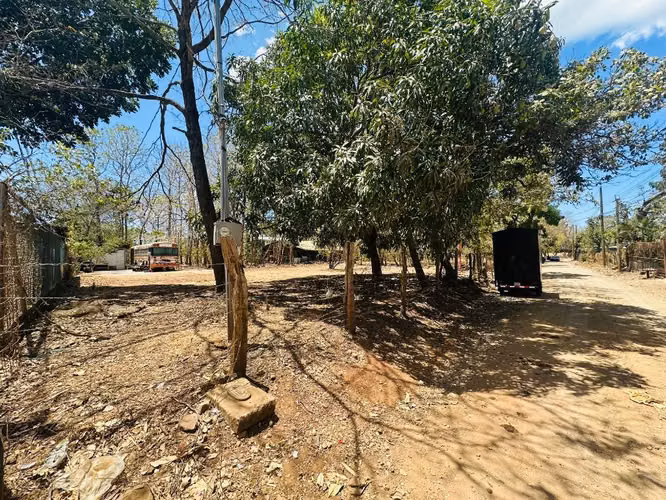 Lote de 1,766 m² listo para construir cerca de Tamarindo: servicios incluidos - Imagen 3