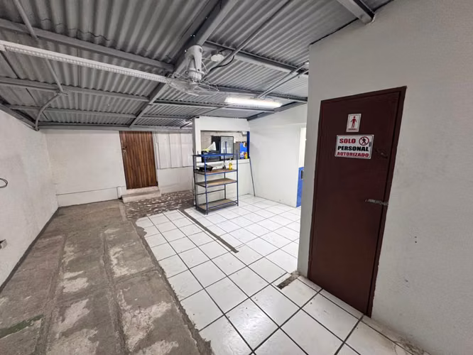 Venta de propiedad comercial de 1163 m2 en Mercedes Norte de Heredia -EU