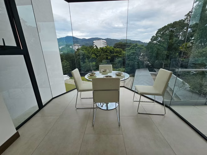 Amplio Apartamento de 160 m2 en San Rafael de Escazú - Imagen 7