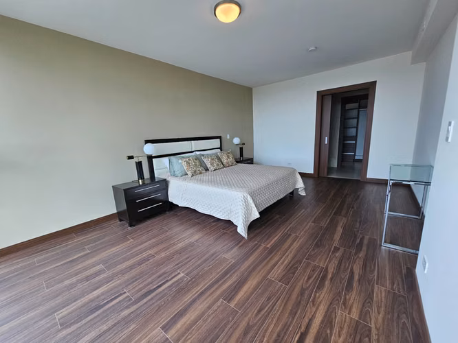 Amplio Apartamento de 160 m2 en San Rafael de Escazú - Imagen 6
