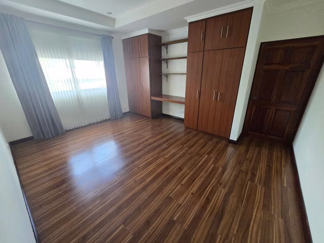 Venta de Casa de Lujo en Condominio, Cartago San Isidro Precio Rebajado - Imagen 7