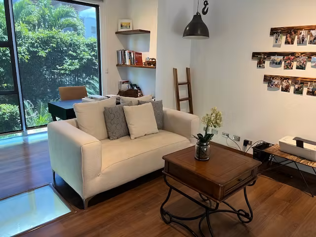 Turn Key LOFT: 2 hab y jardín. EXC DEAL! - Imagen 9