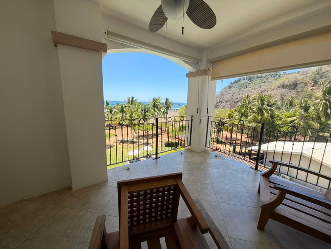 VENTA CASA CONDOMINIO JACO