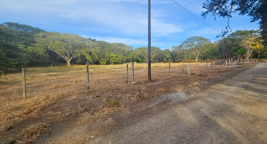 Vendo Lotes en Playa Hermosa Guanacaste