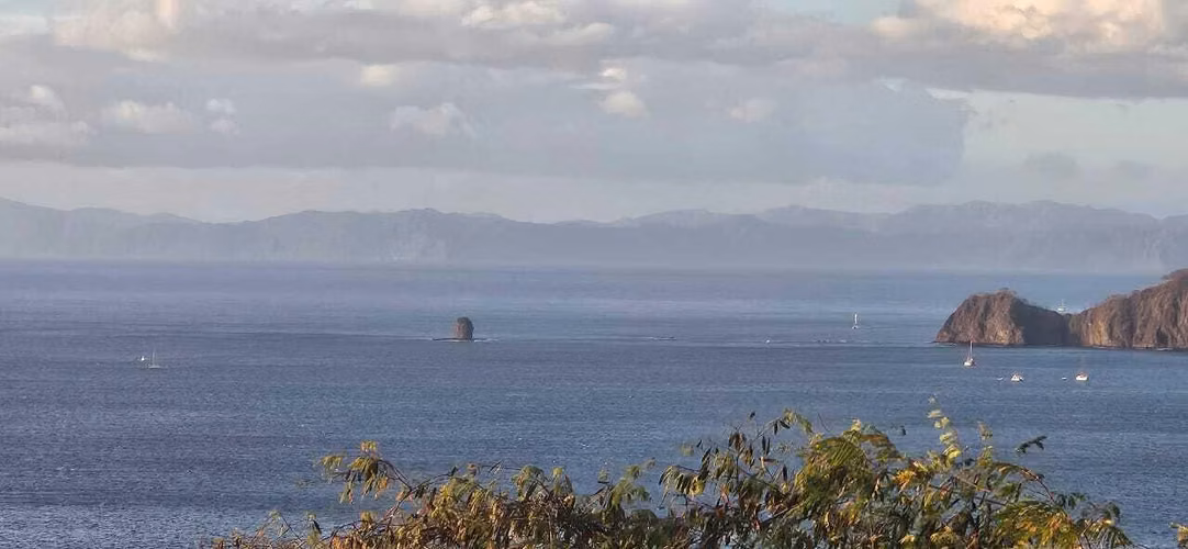Vendo Lotes en Playa Hermosa Guanacaste