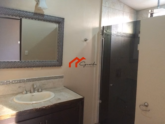 Venta de casa de 2 plantas en Urb Lomas del Sur, Caballo Blanco, Cartago, Costa Rica