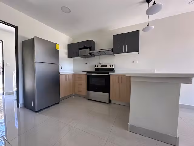 Apartamento a Estrenar en Primer Nivel Amueblado - Imagen 2