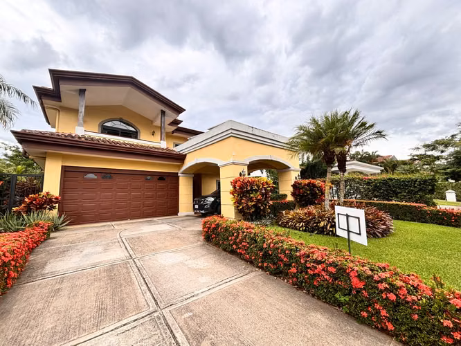 Se vende casa en VALLE DEL SOL SANTA ANA esh - Imagen 15