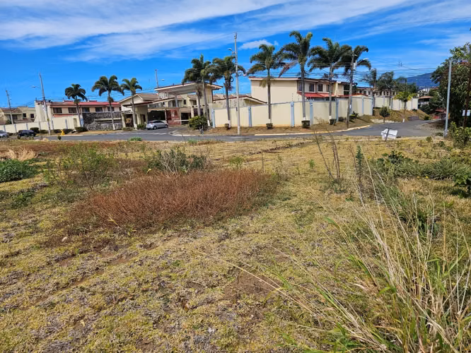 *Venta Lote Multifamiliar en San Pablo de Heredia - Imagen 3