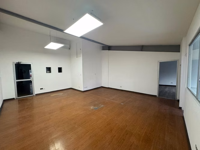 Bodega en Alquiler Alajuela | 448 m² | Energía Trifásica | Cerca Aeropuerto | Seguridad 24/7 - Imagen 9