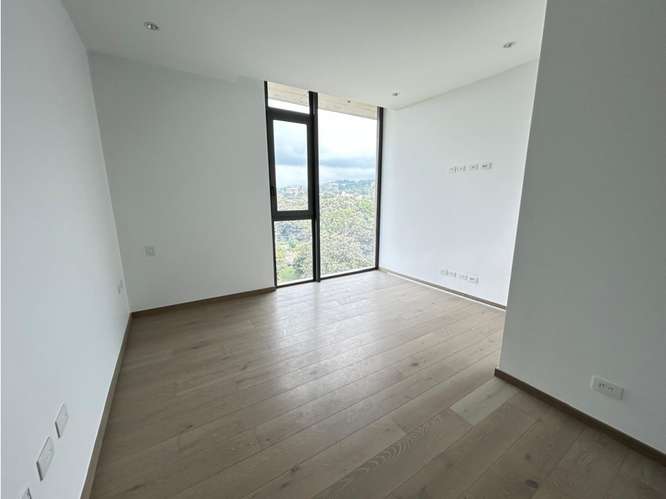 VENTA Avenida Escazú Torre 402.| Penthouse en Piso 10 de lujo.