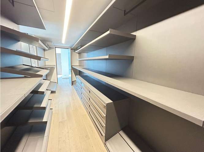 VENTA Avenida Escazú Torre 402.| Penthouse en Piso 10 de lujo.