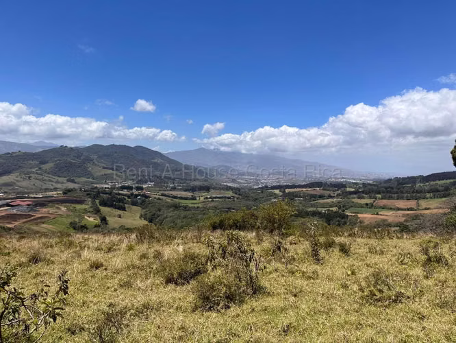 LOT FOR SALE IN THE ANGELIN CARTHAGE