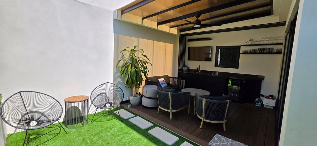 VENTA Casa Santa Ana Urbano + Línea Blanca