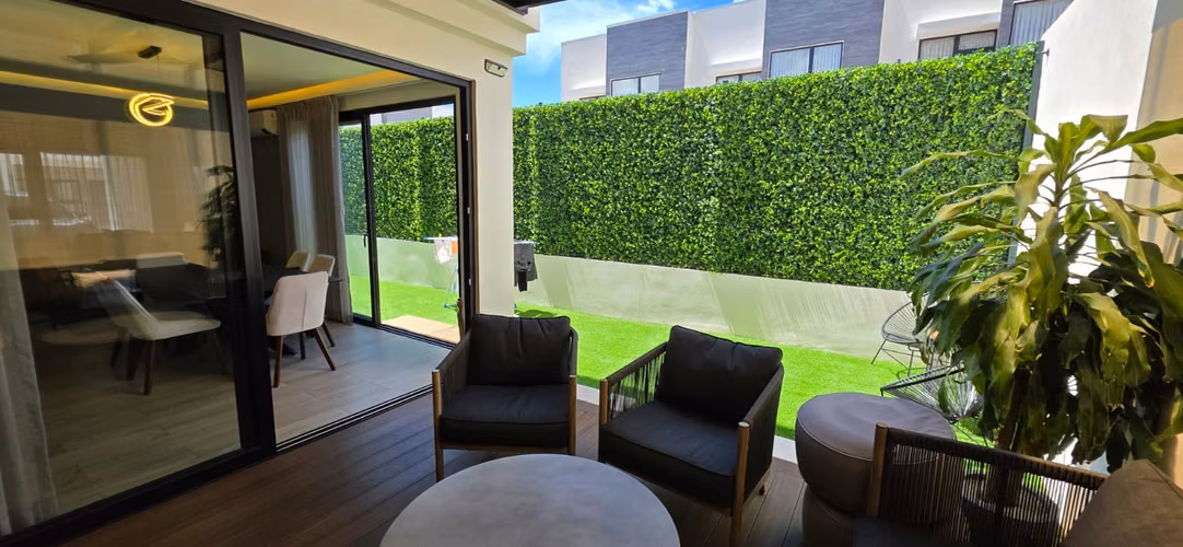 VENTA Casa Santa Ana Urbano + Línea Blanca