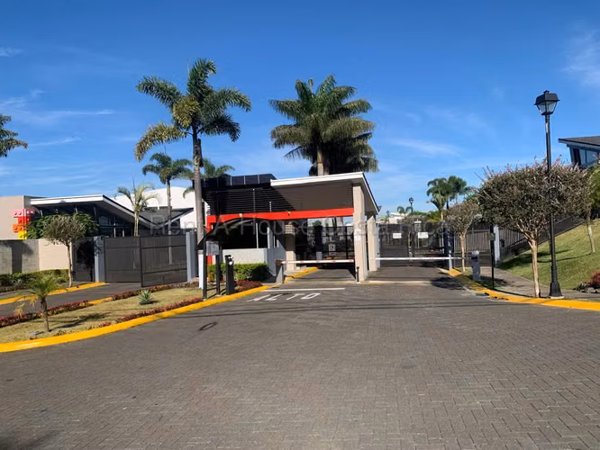 Venta CASA EN CONDOMINIO TERRALTA Tres Ríos