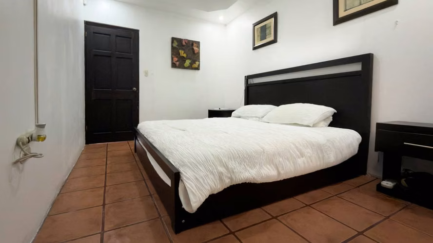 Venta de casa en Guápiles centro