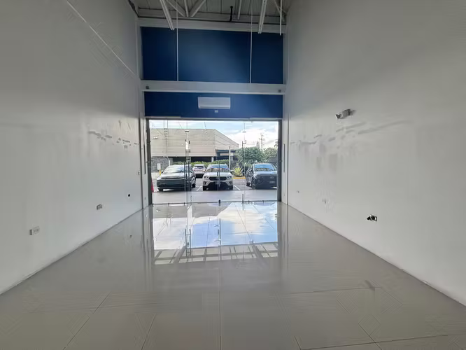 Local comercial Escazú 67 m2