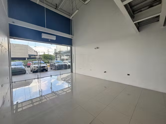 Local comercial Escazú 67 m2