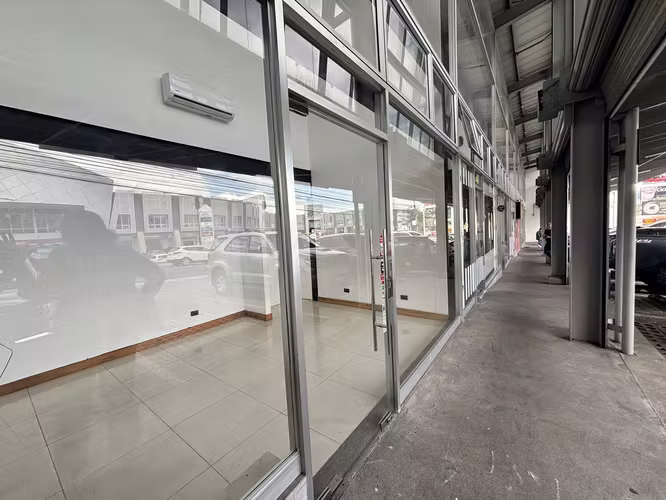 Local comercial Escazú 67 m2