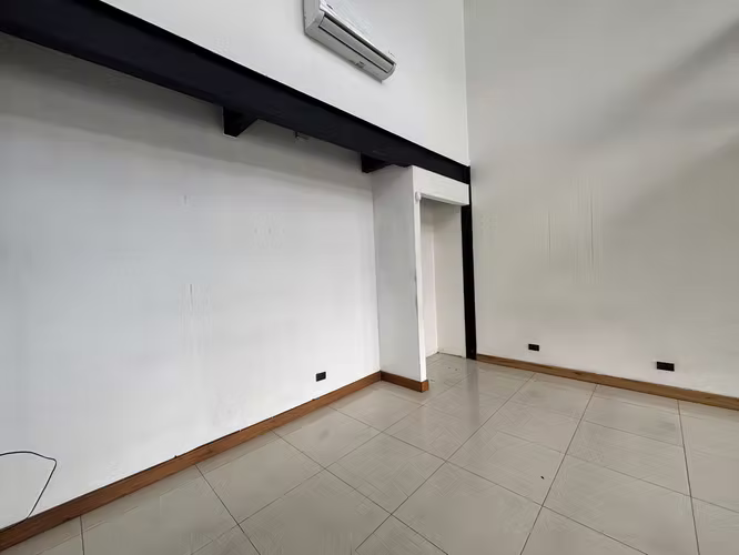 Local comercial Escazú 67 m2