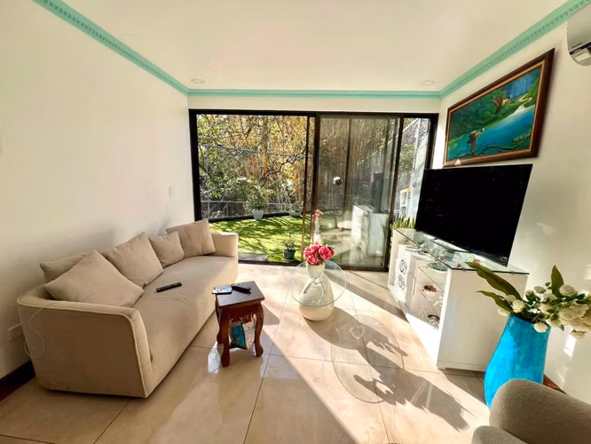 Casa de lujo en condominio Habitación principal primer nivel, 3 hab + oficina  235,000,000 - Imagen 4