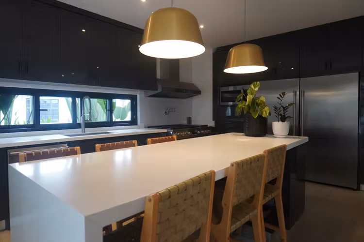 Vivir en Francosta ya es exclusivo… tener 6 habitaciones, es otro nivel.”
